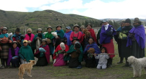 "Spinning Women" from the Jatari Community in Chimborazo, Ecuadoar. Photo courtesy of Paqocha.